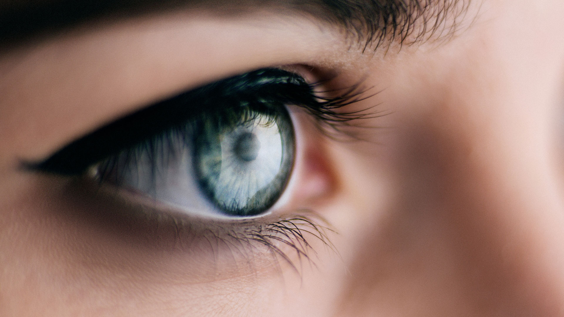 beauté du regard Regard, yeux, soin, Institut de beauté Andance Annonay - Fée2Beauté, Fée de Beauté Esthéticienne Nord Ardèche Davézieux Salaise sur Sanne 07 Massage Esthétique